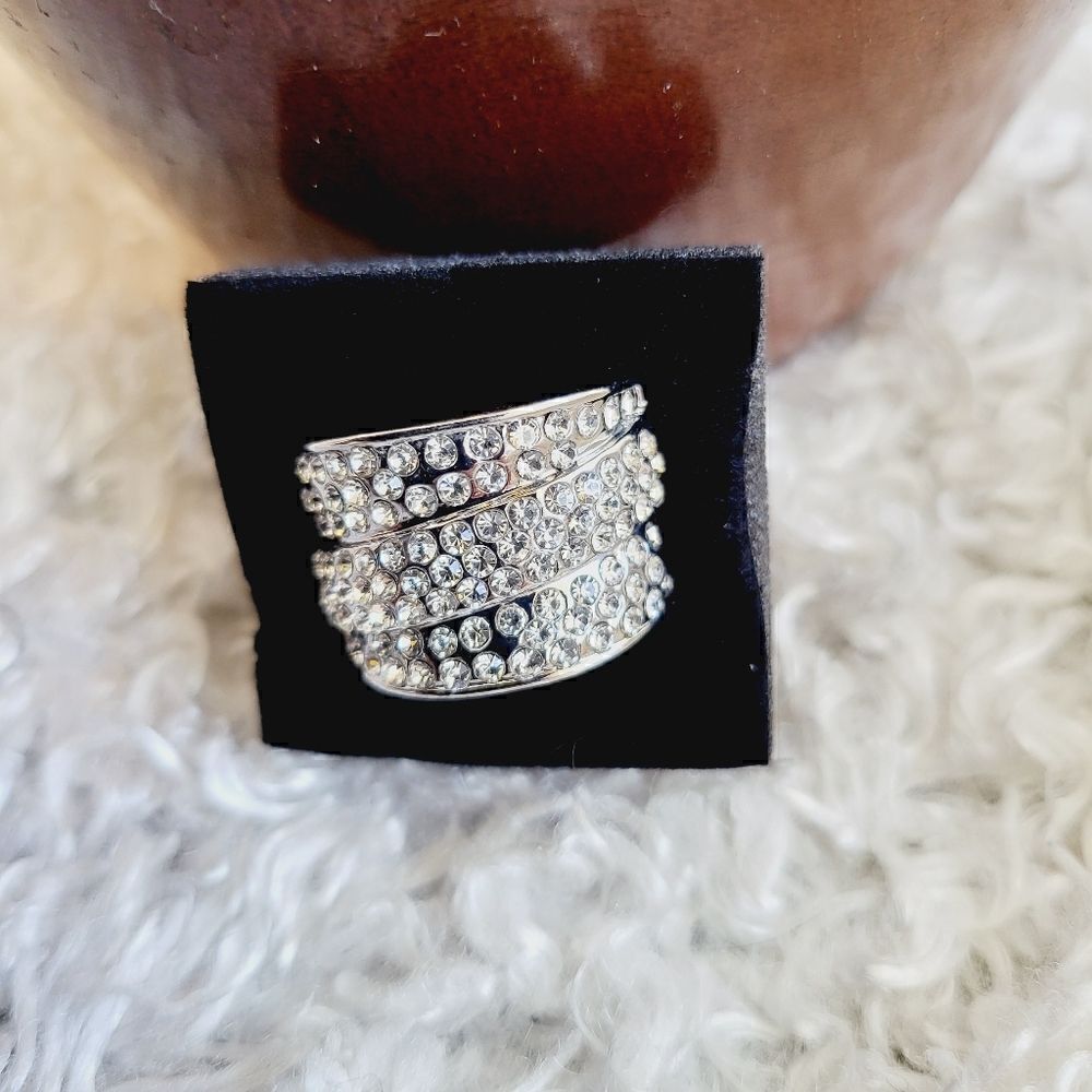 New Boutique rhinestone adjustable ring